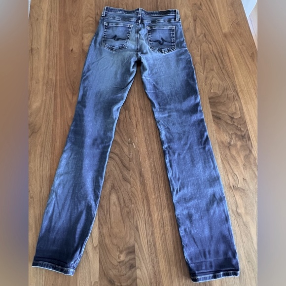 AG jeans - the Harper.  Pre-owned condition. Size 28. - Picture 4 of 9